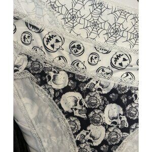 Morvia 3pk White lace trim goth Skater Emo panties M Skull Web Jack-o’-lantern